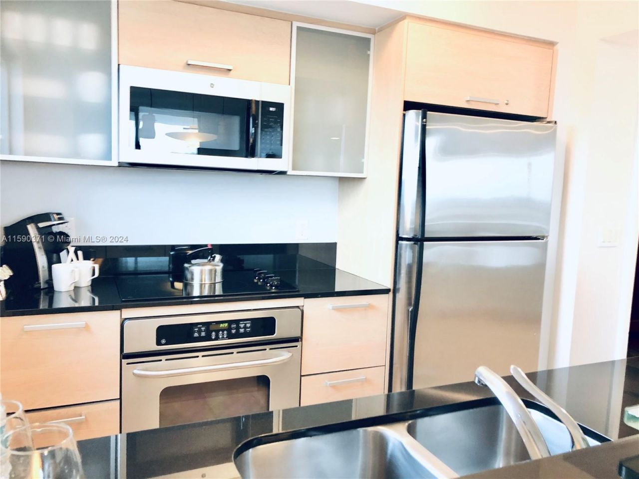 18683 Collins Ave, Unit 1907, Sunny Isles Beach, FL 33160 Photo