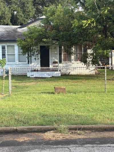 1528-1532 McFerrin Waco, TX 78708