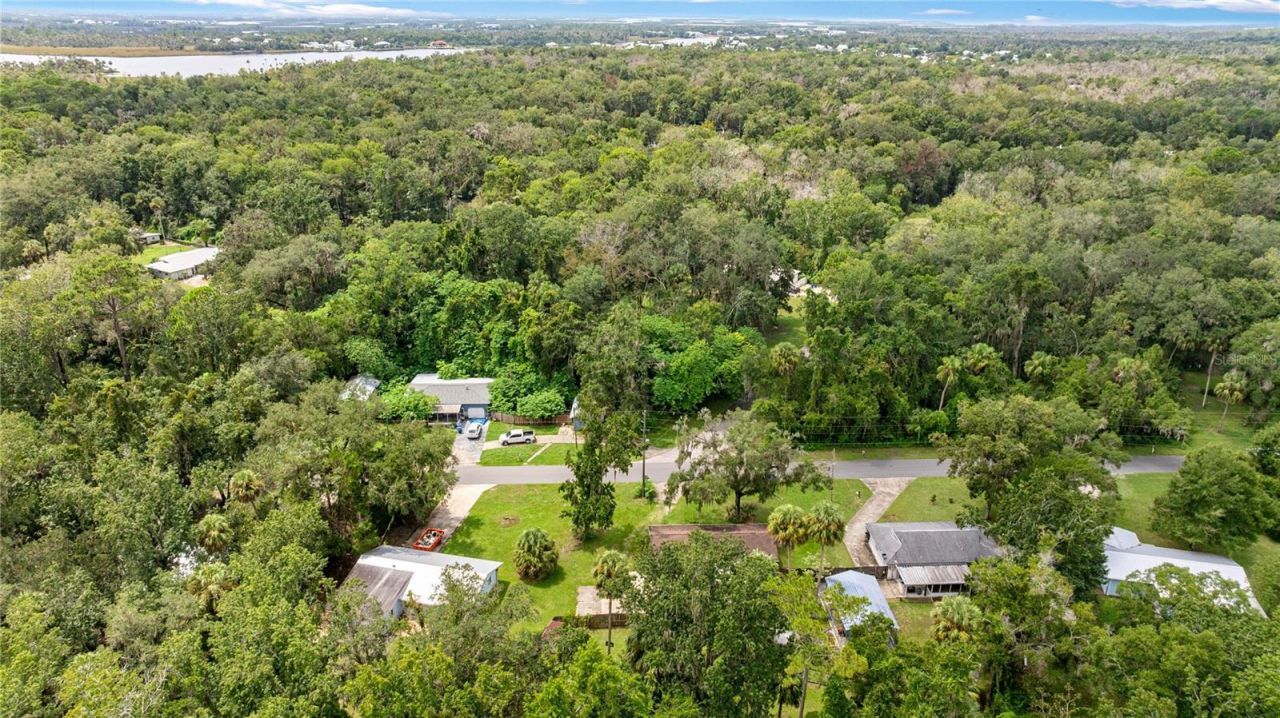 2021 NW 13th Avenue, Crystal River, FL 34428 Photo