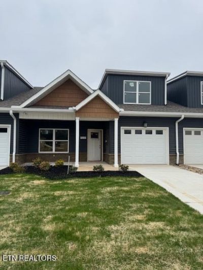 7333 Whispering Creek Lane, Powell, TN 37849 Main Photo