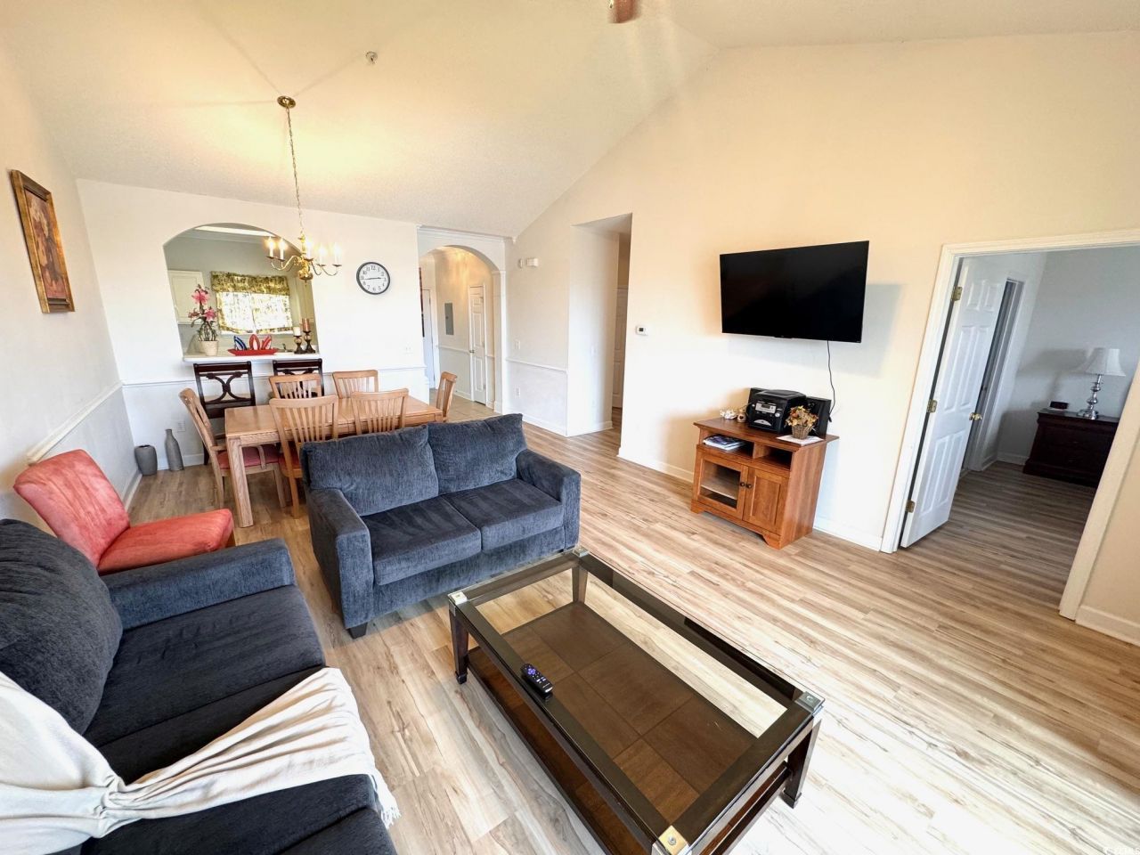 6203 Catalina Dr. Photo 9