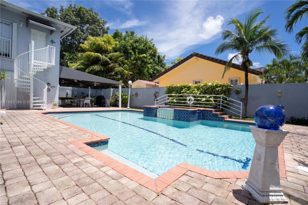 11680 SW 92nd St, Miami, FL 33176 Photo