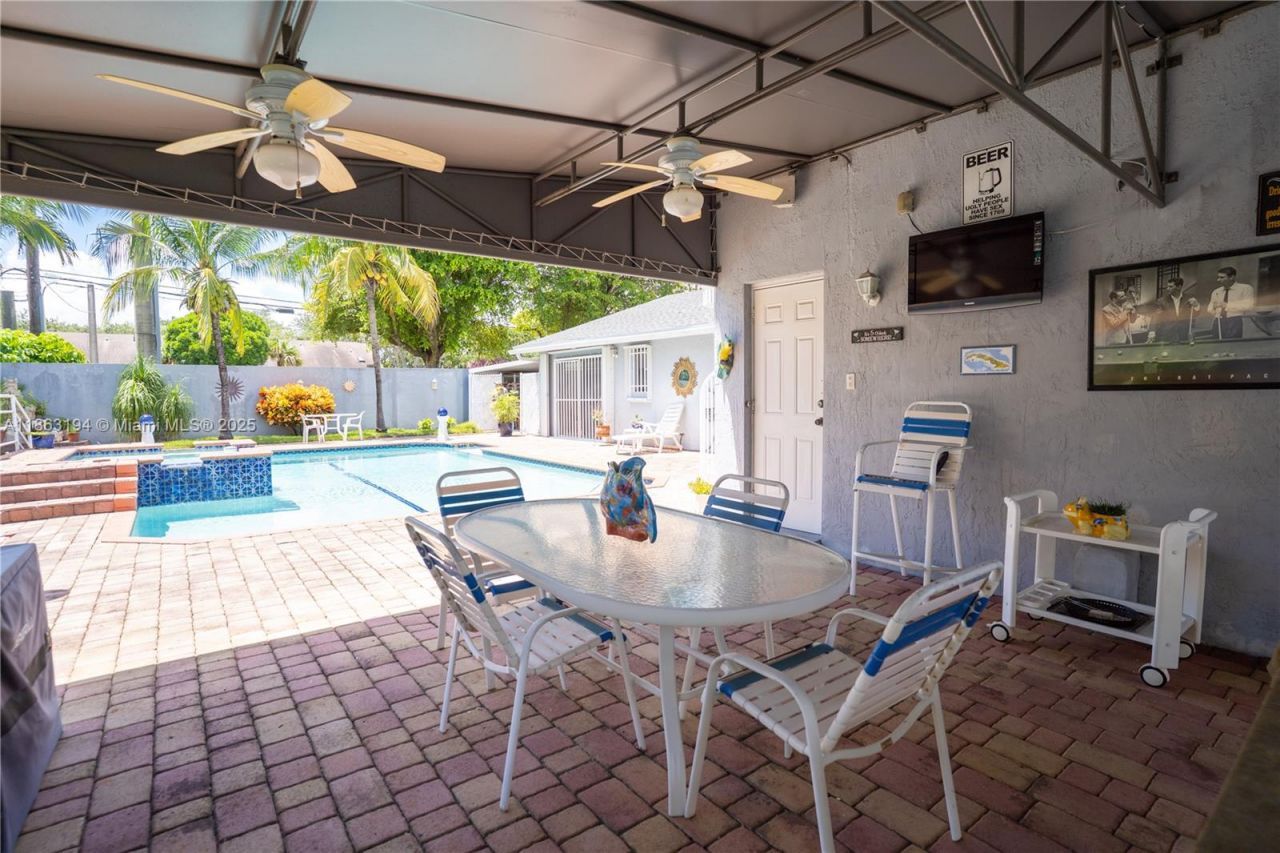 11680 SW 92nd St, Miami, FL 33176 Photo