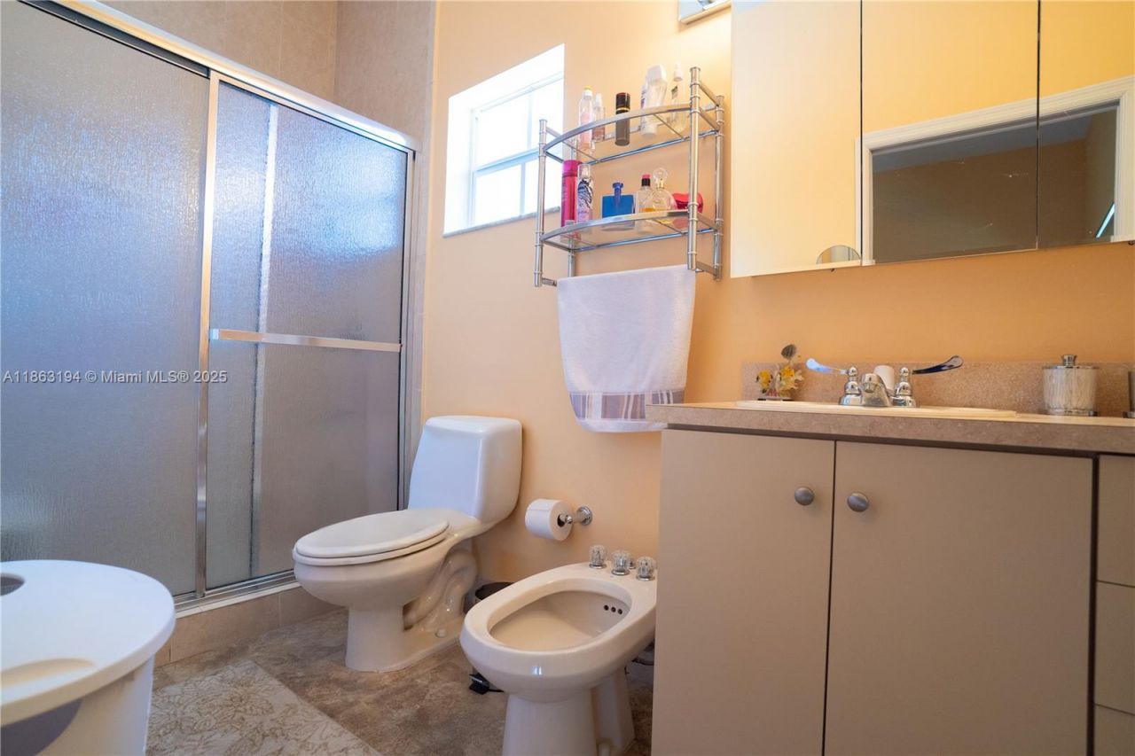 11680 SW 92nd St, Miami, FL 33176 Photo