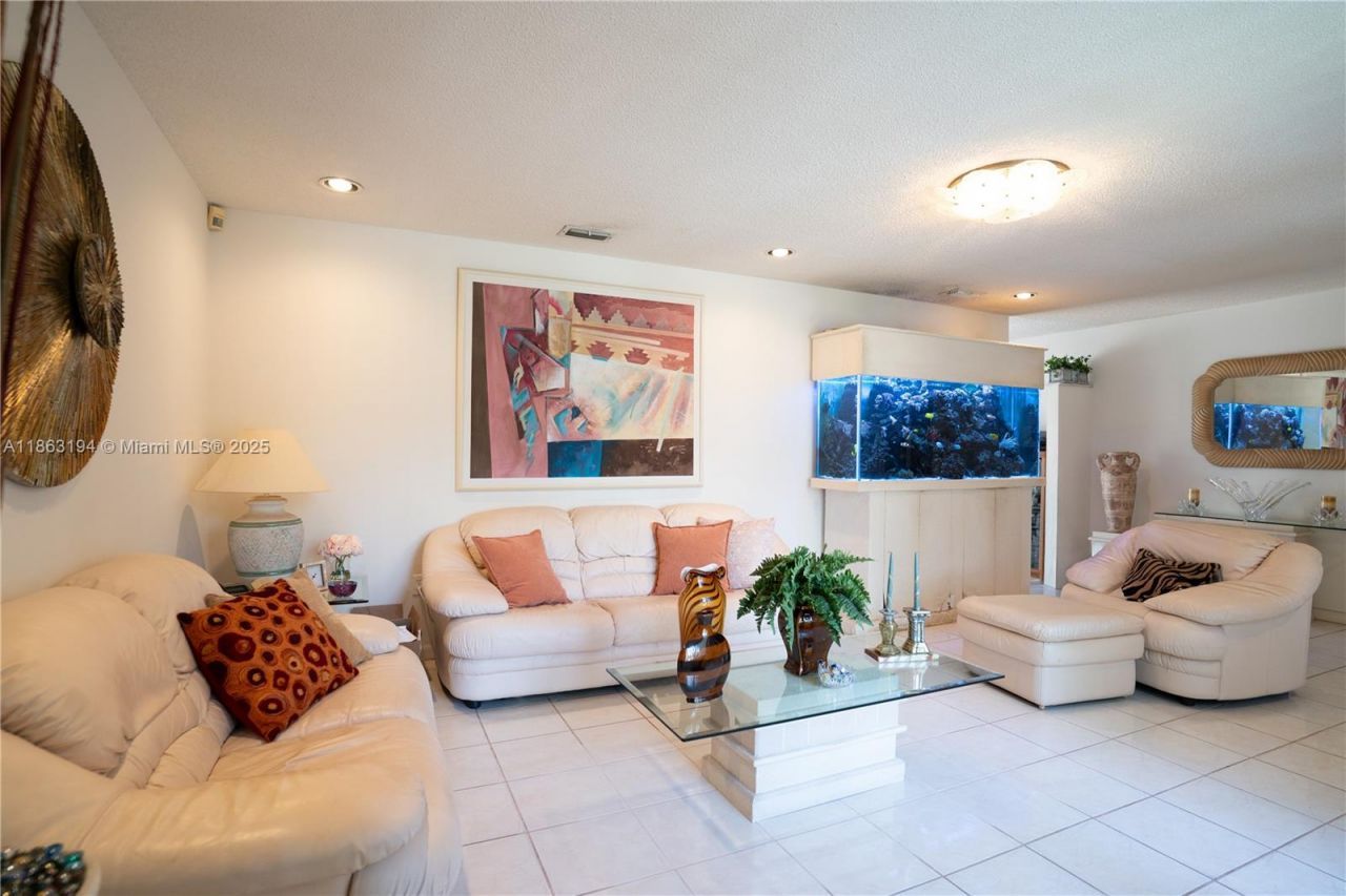 11680 SW 92nd St, Miami, FL 33176 Photo