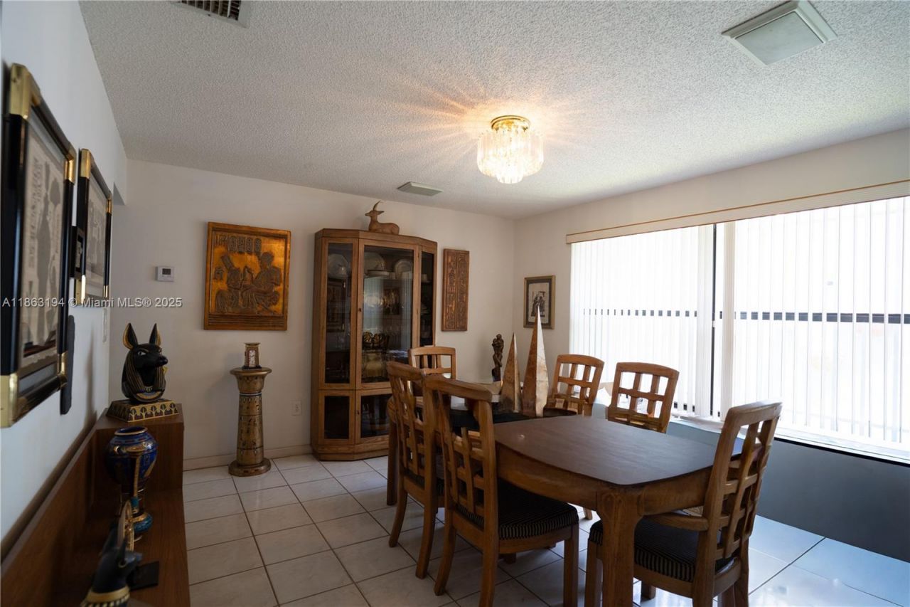 11680 SW 92nd St, Miami, FL 33176 Photo