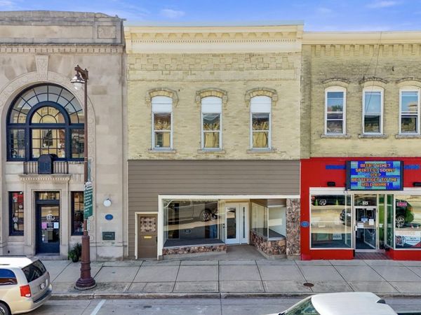 315 E Main St, Waupun, WI 53963