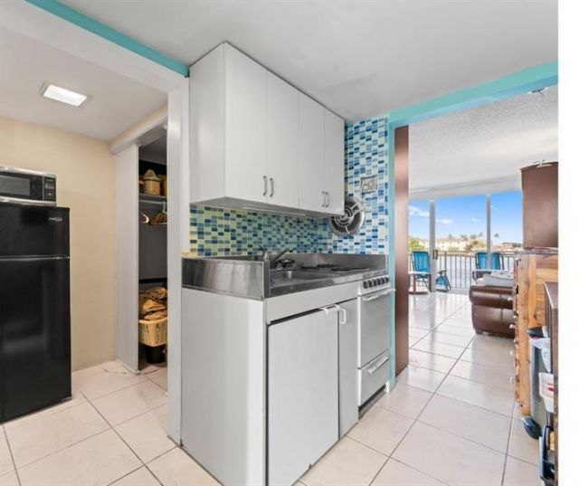 2508 Bay Drive, Unit 209, Pompano Beach, FL 33062 Photo