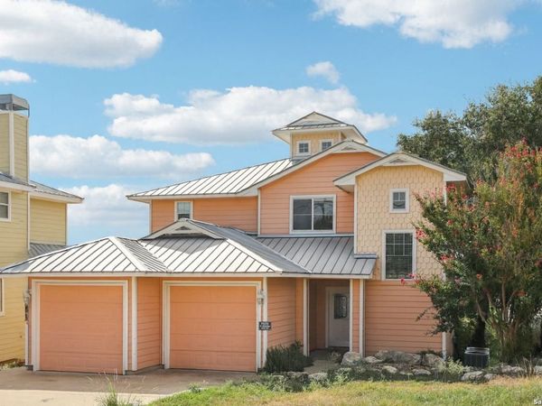 1477 Lavaca, Canyon Lake, TX 78133