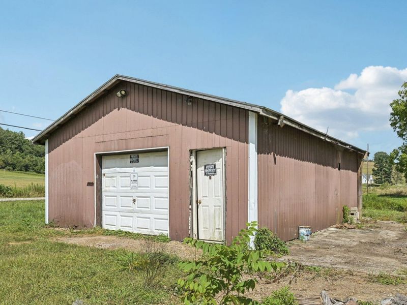 8520 Purity Road NE, Saint Louisville, OH 43071 Photo 18