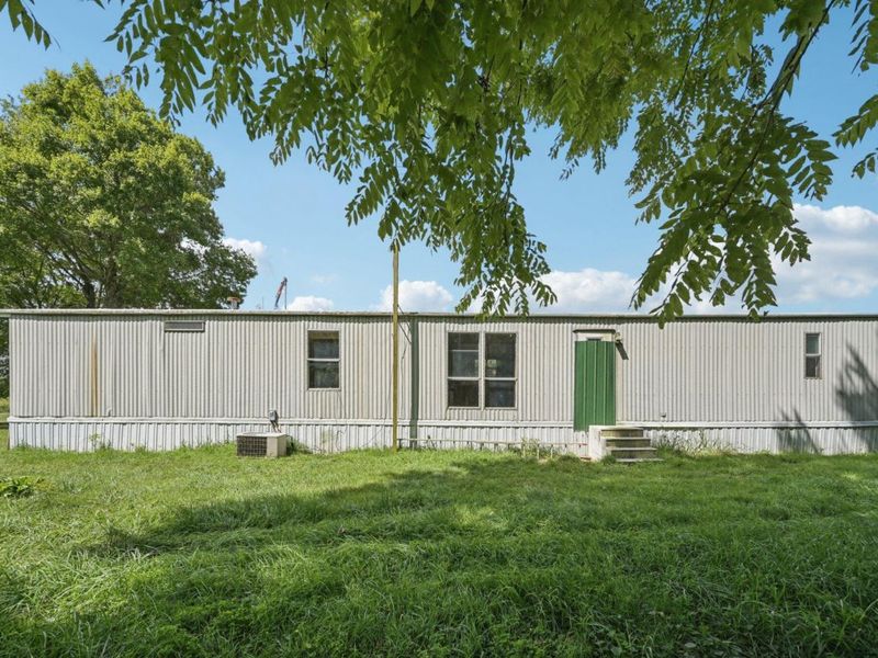 8520 Purity Road NE, Saint Louisville, OH 43071 Photo 23