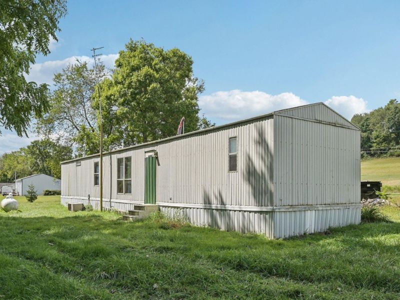 8520 Purity Road NE, Saint Louisville, OH 43071 Photo 24