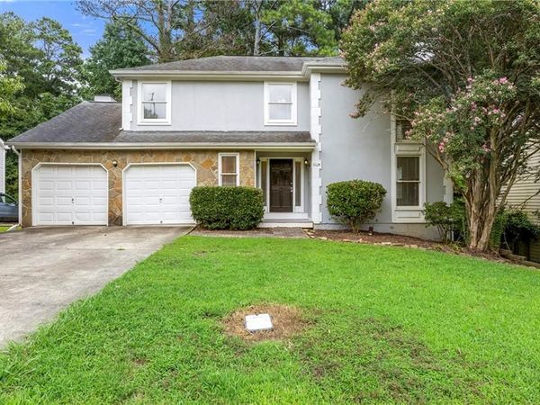 11125 Pinehigh Drive , Alpharetta, GA 30022