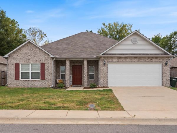 2100 Mary Alice Drive, Conway, AR 72032