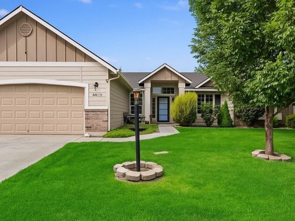 16603 N Fielding Way, Nampa, ID 83687
