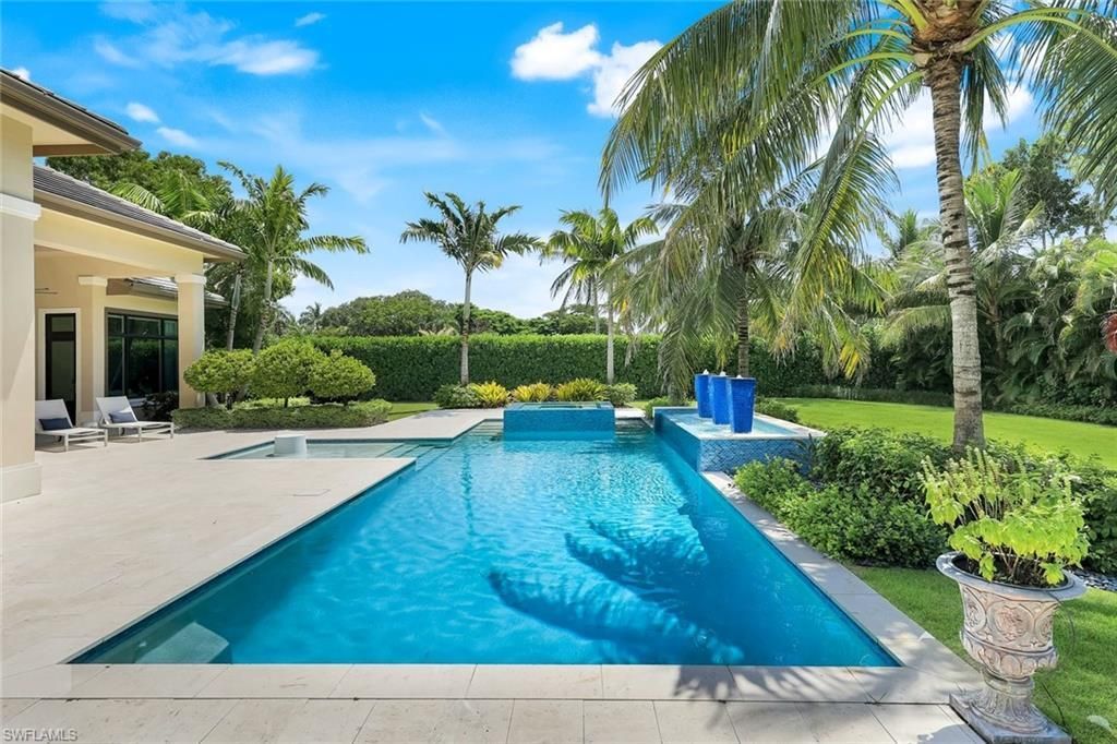 112 Hickory Rd, Naples, FL 34108 Photo