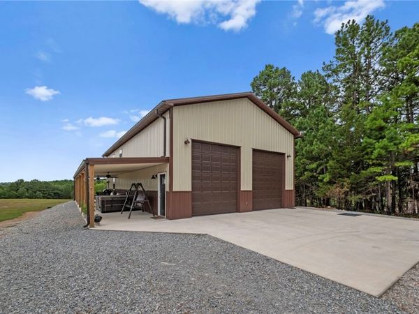 602 County Road 152, Eureka Springs, AR 72632