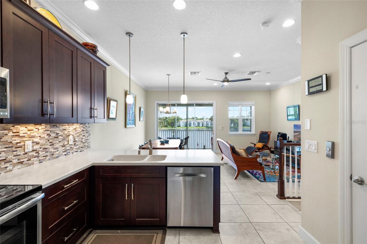 3226 Nautical Place S, Saint Petersburg, FL 33712 Photo