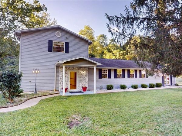 8908 Southern Highway, Rockport, WV 26169