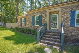 18 Southpine Court photo 4