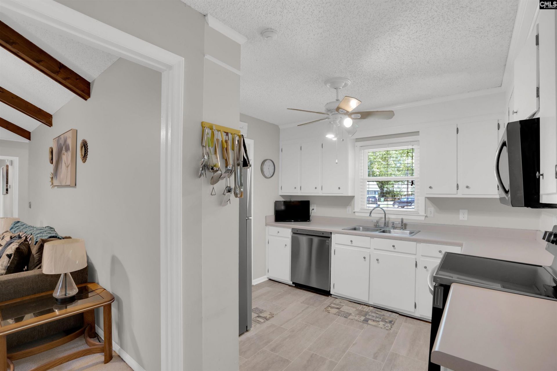 18 Southpine Court Photo 8