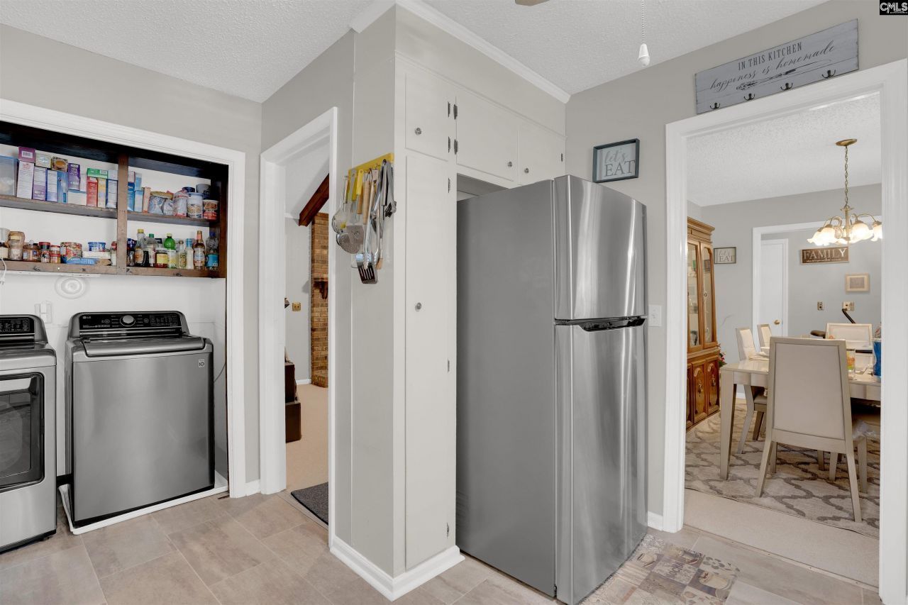 18 Southpine Court Photo 9