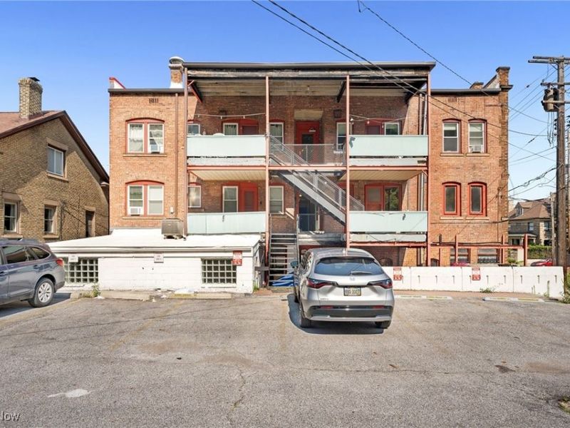 2187 Murray Hill Road, Cleveland, OH 44106 Photo 4