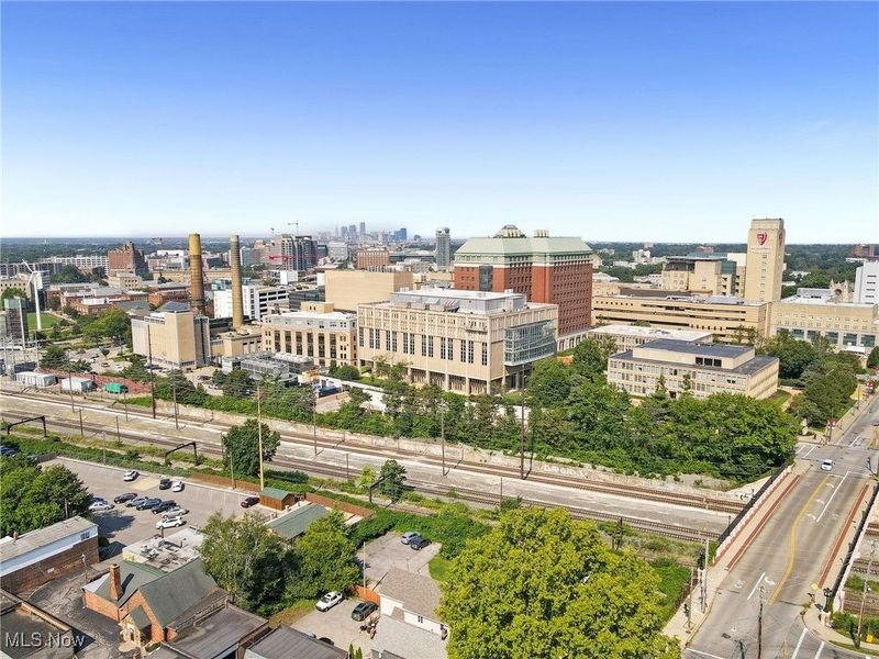 2187 Murray Hill Road, Cleveland, OH 44106 Photo 8