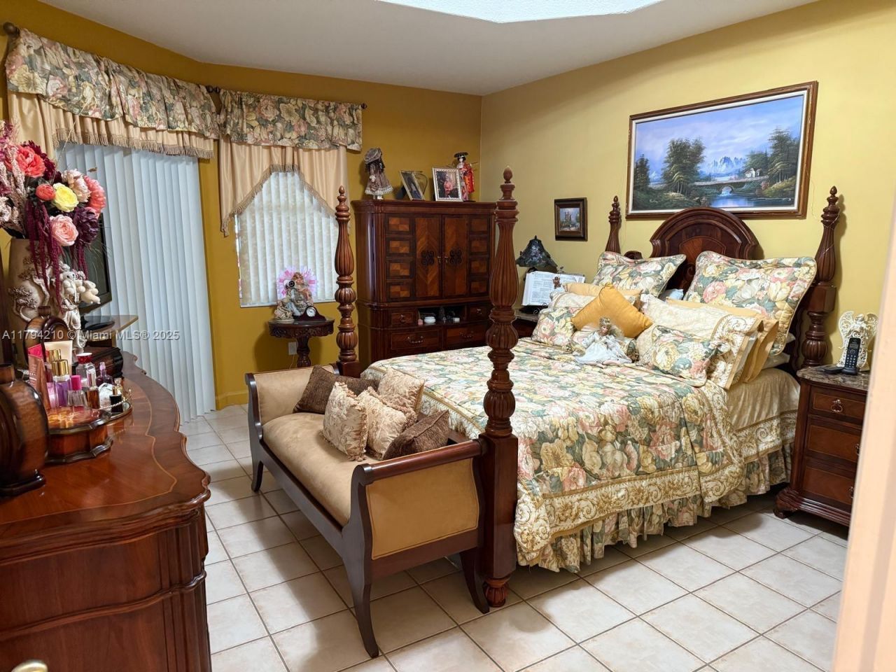 12951 NW 8th St, Miami, FL 33182 Photo