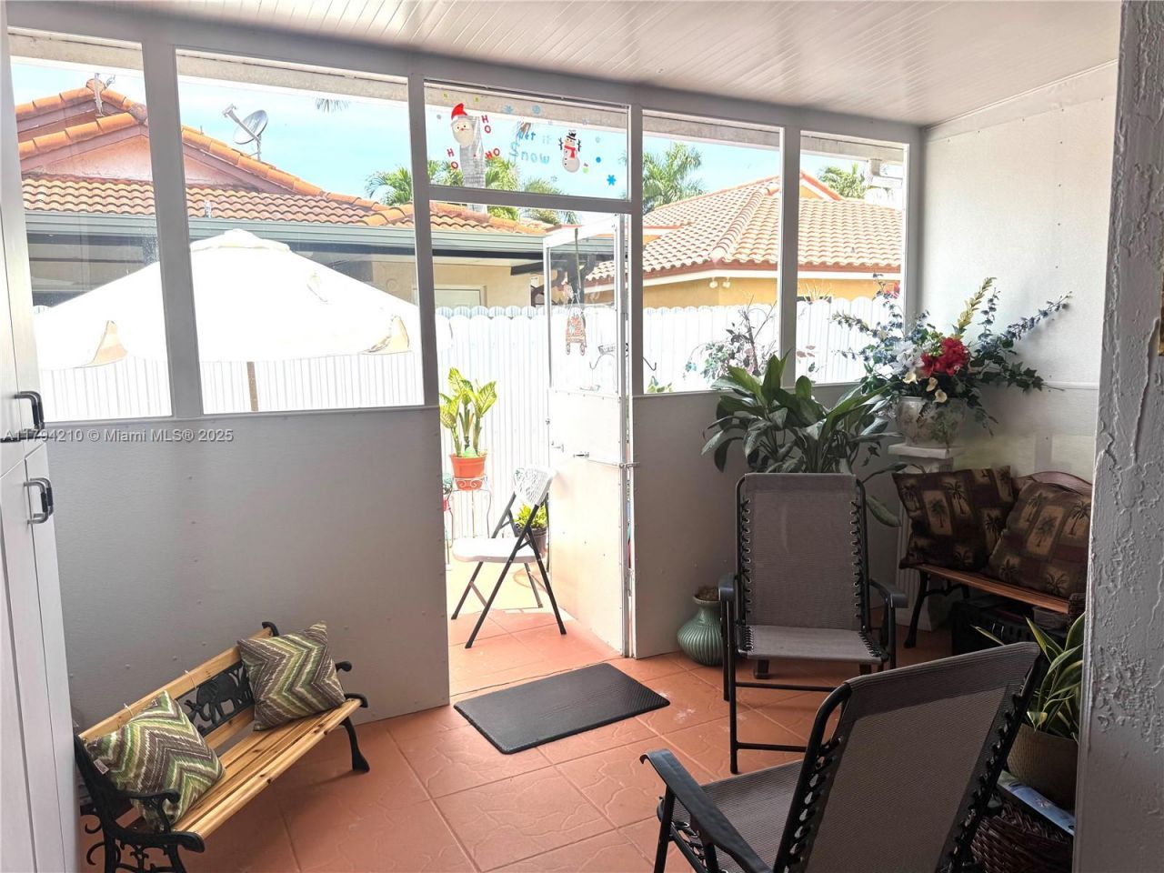 12951 NW 8th St, Miami, FL 33182 Photo