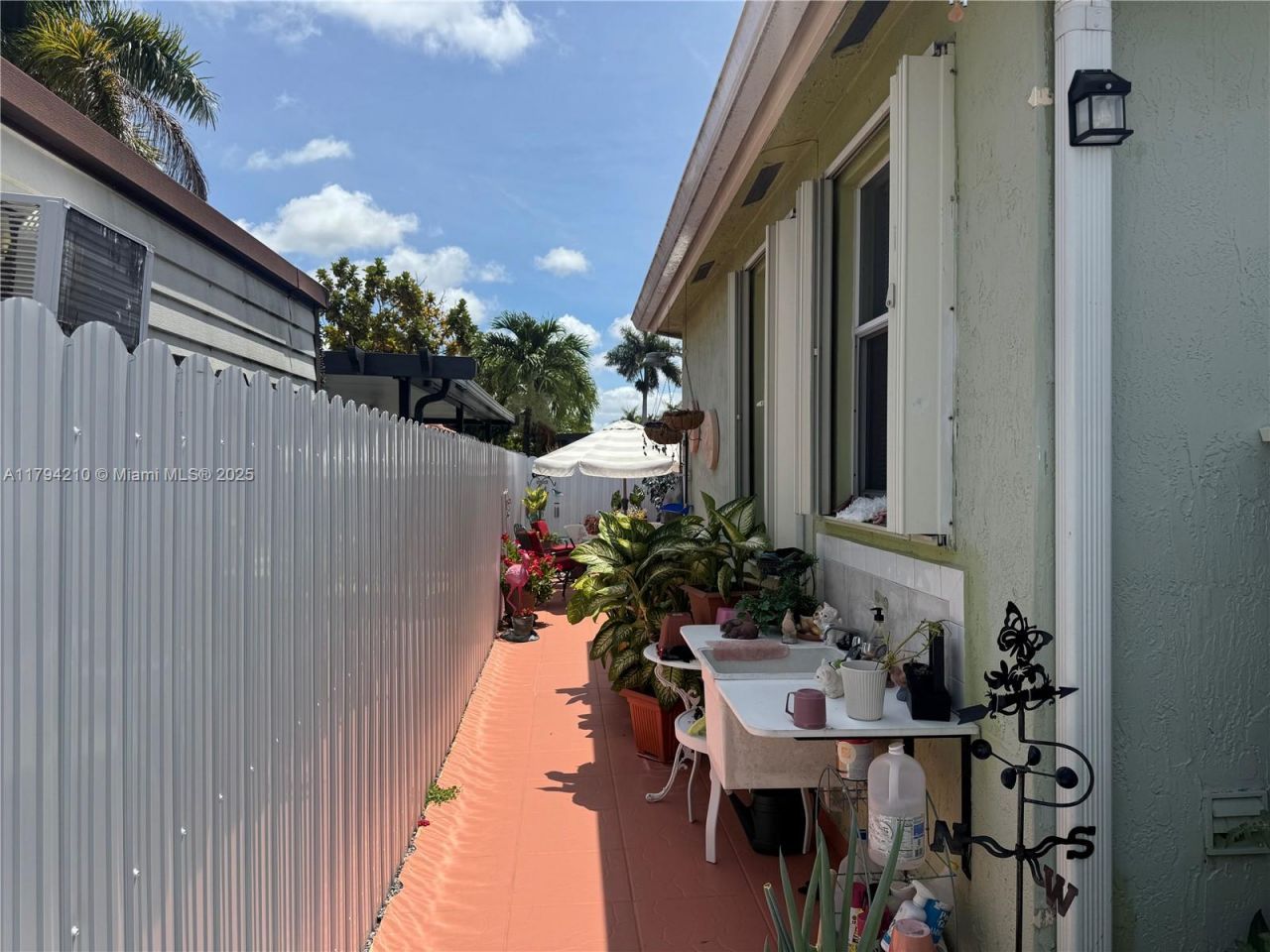 12951 NW 8th St, Miami, FL 33182 Photo