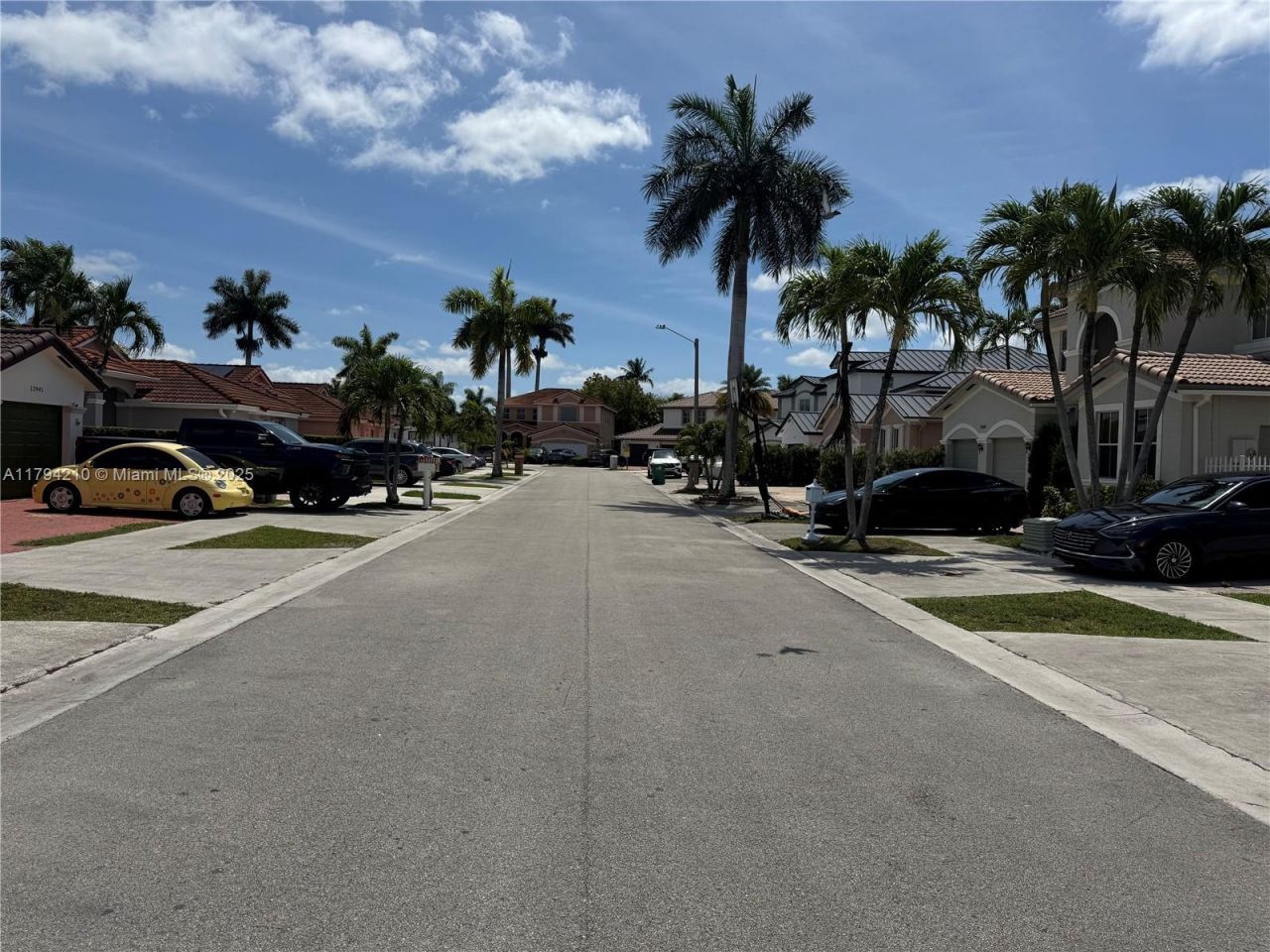 12951 NW 8th St, Miami, FL 33182 Photo