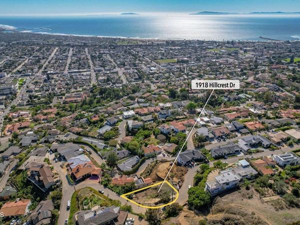 1918 Hillcrest Drive, Ventura, CA 93001