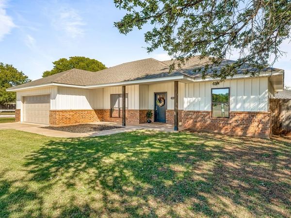 1501 Johnson Road, Unit A, Iowa Park, TX 76367