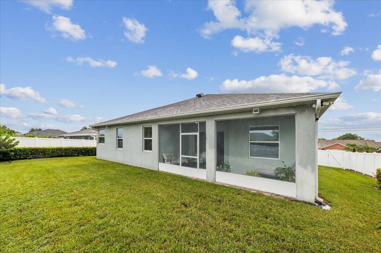 343 SE Fisk Road, Port Saint Lucie, FL 34984 Photo