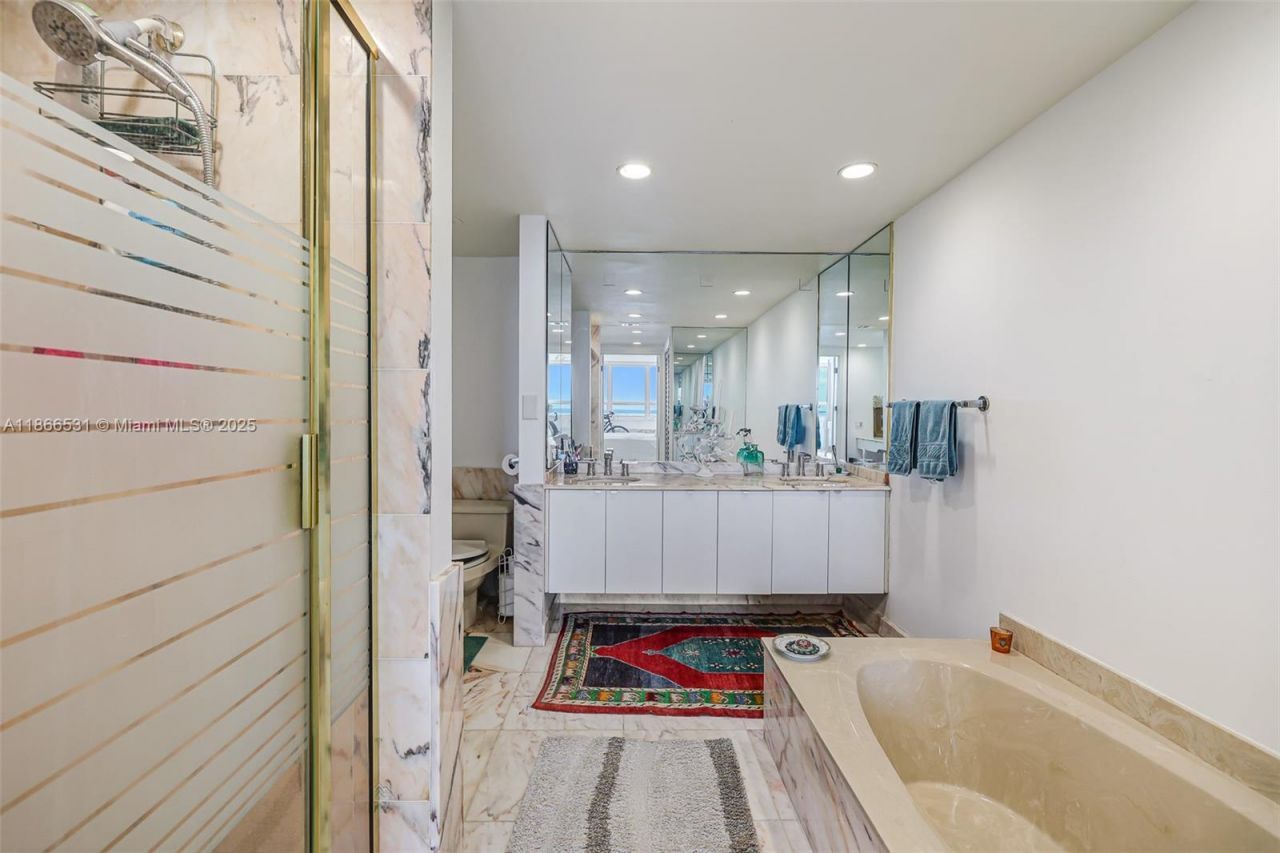 2 Grove Isle Dr, Unit B1603, Miami, FL 33133 Photo