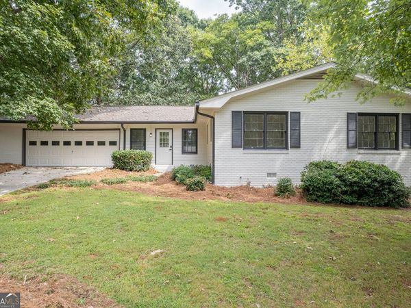 1586 Kings Road, Marietta, GA 30062