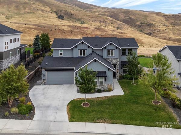 2400 S Trapper Place, Boise, ID 83716