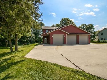 101 N Duck Lake Avenue, Madison Lake, MN 56063