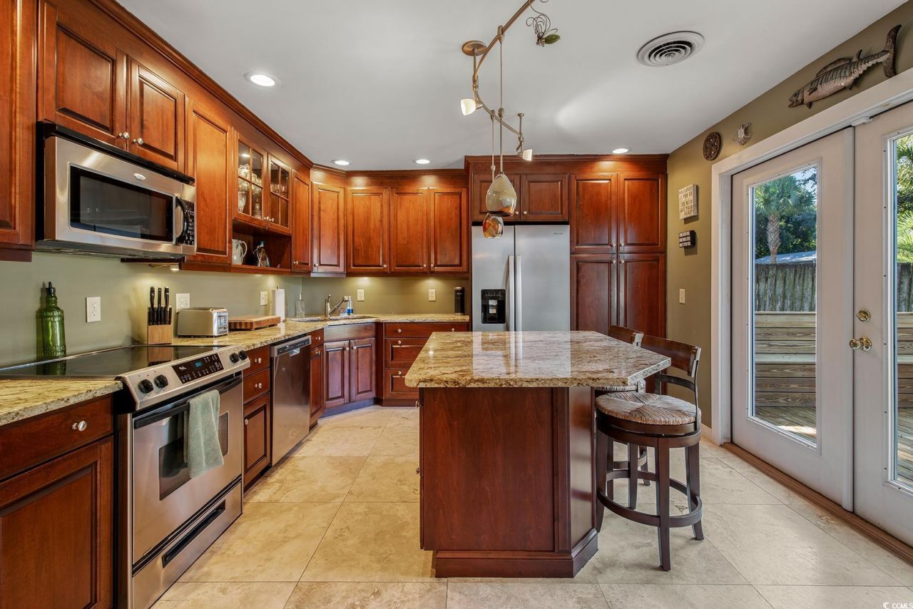 653 Mariner Ave. Photo 17