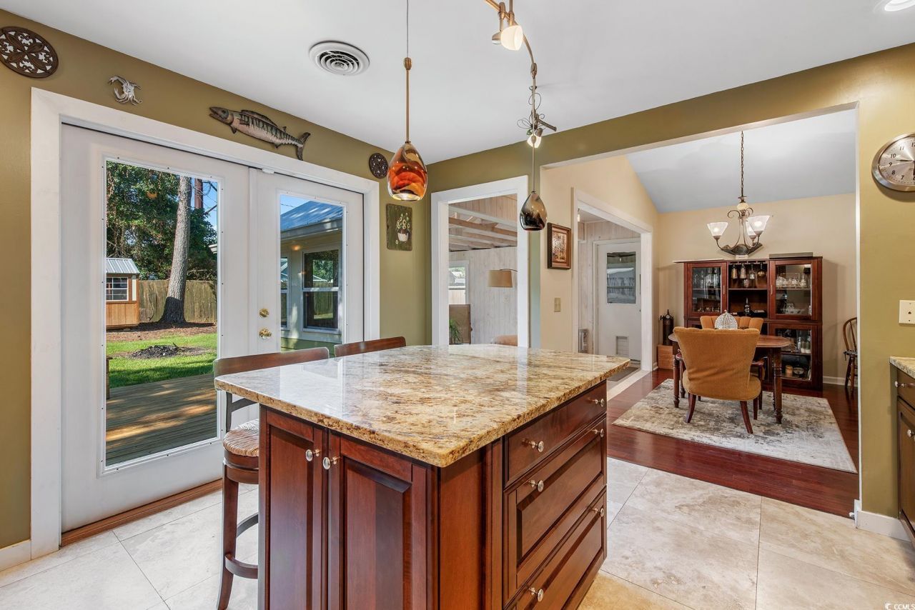 653 Mariner Ave. Photo 18