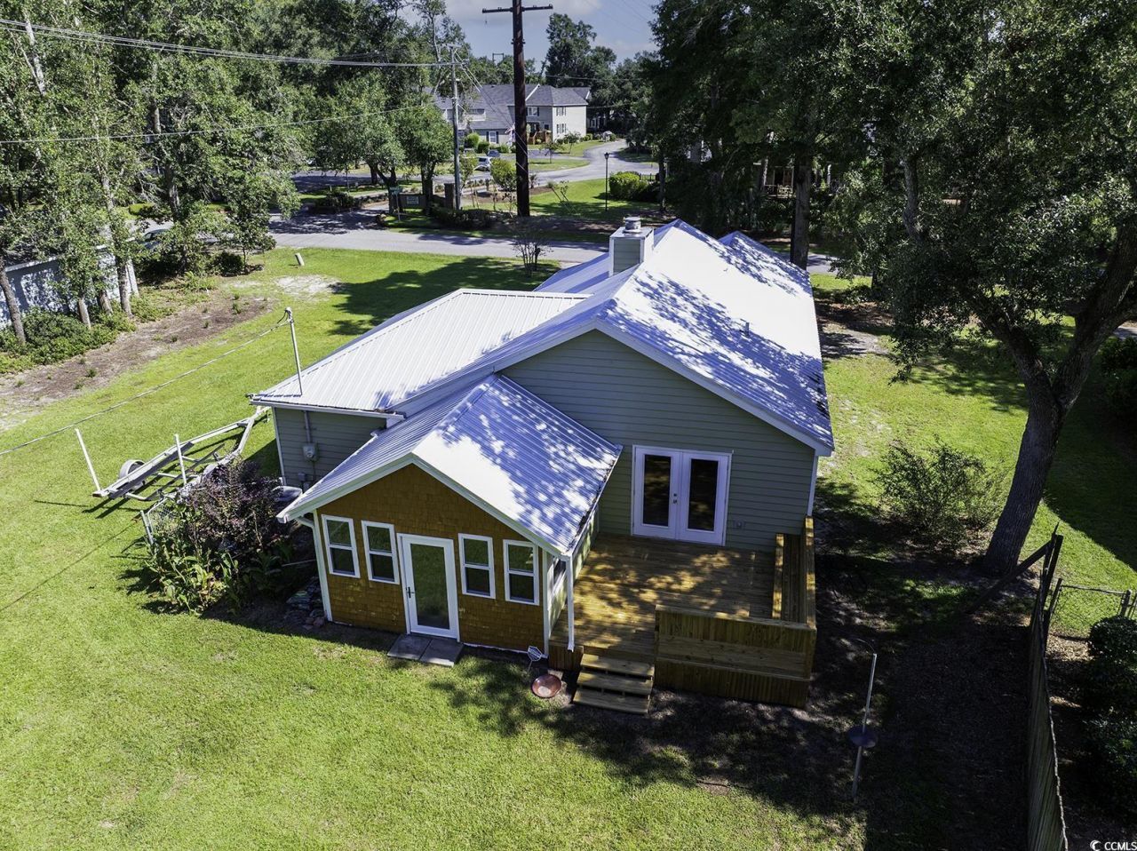 653 Mariner Ave. Photo 4