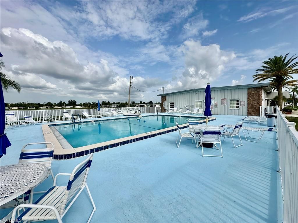 3165 Bunny Run Dr, North Fort Myers, FL 33917 Photo