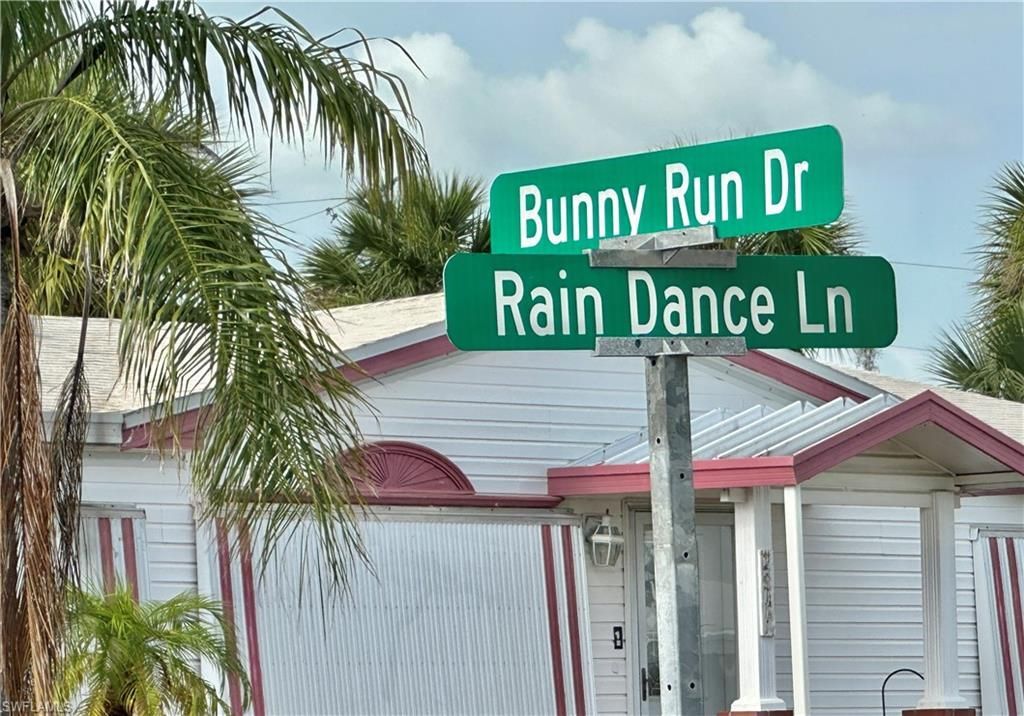 3165 Bunny Run Dr, North Fort Myers, FL 33917 Photo