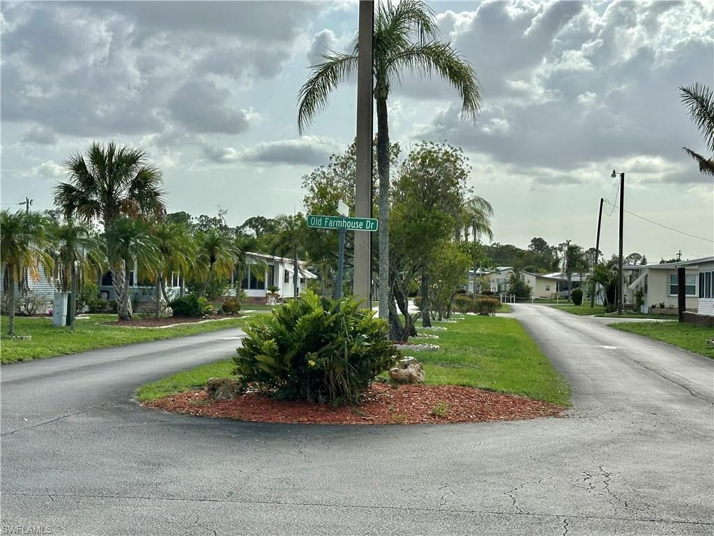 3165 Bunny Run Dr, North Fort Myers, FL 33917 Photo