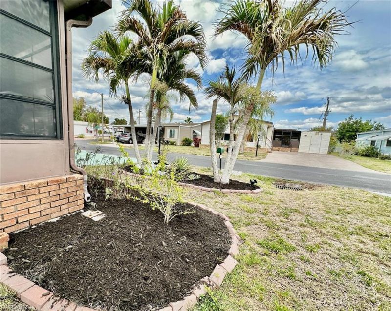3165 Bunny Run Dr, North Fort Myers, FL 33917 Photo