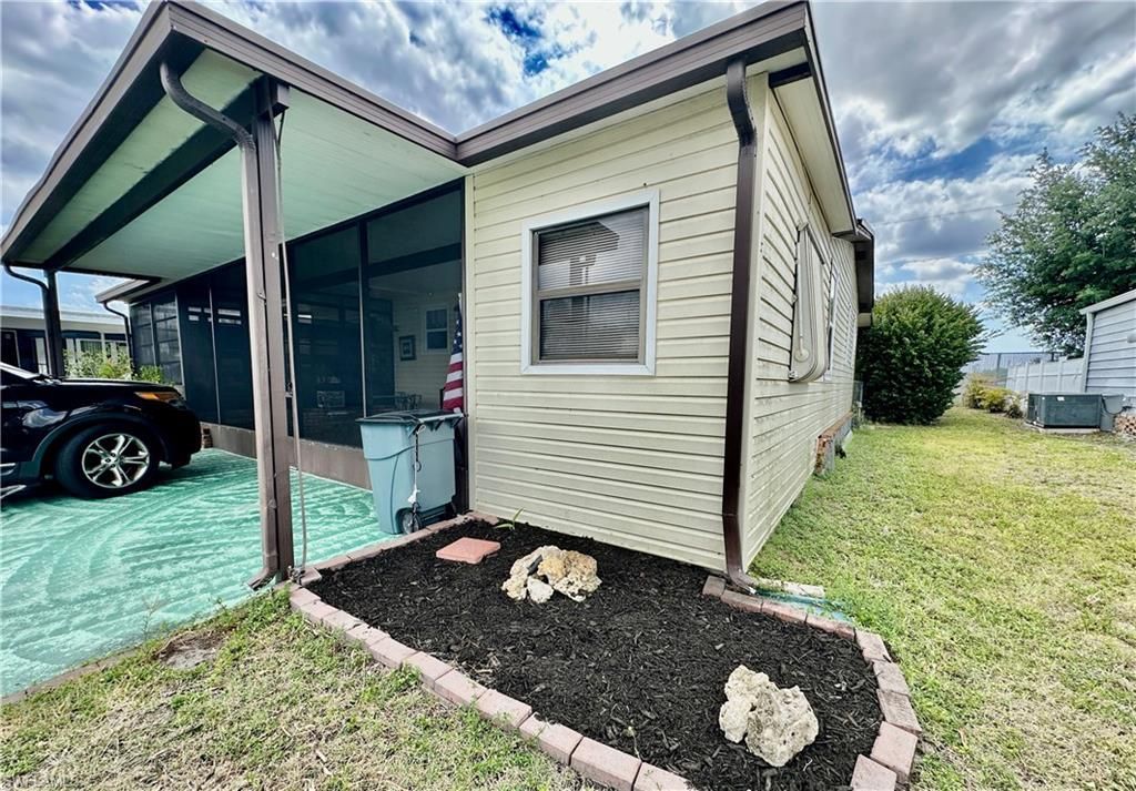 3165 Bunny Run Dr, North Fort Myers, FL 33917 Photo
