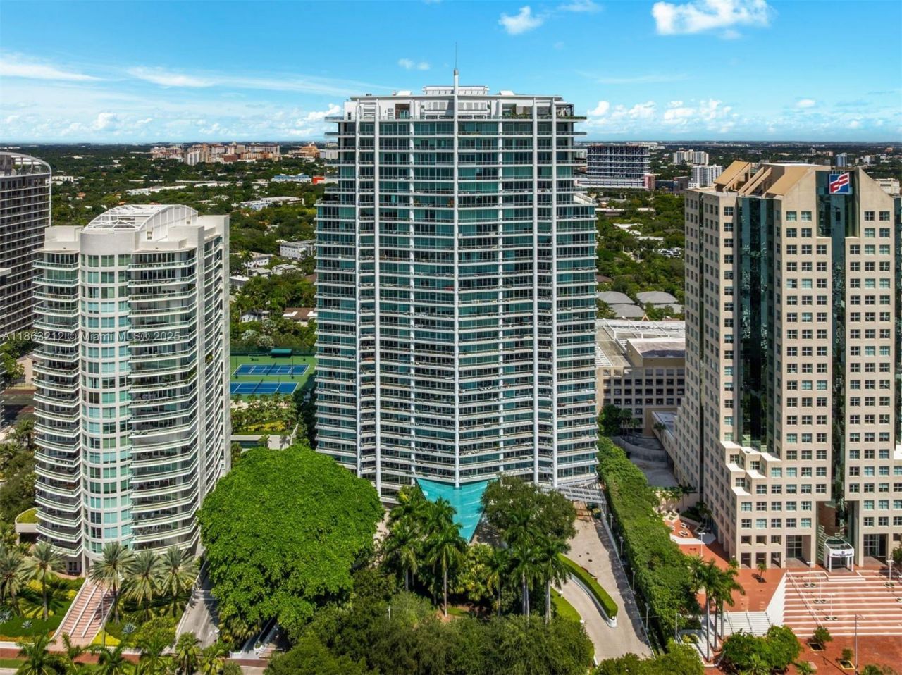 2627 S Bayshore Dr, Unit 2801, Miami, FL 33133 Photo