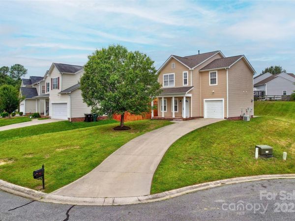 915 Harbour View Cove NE, Kannapolis, NC 28083