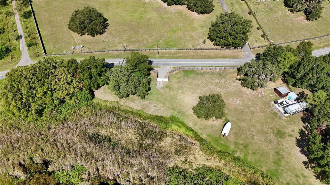 7089 Number Two Road, Yalaha, FL 34797 Photo